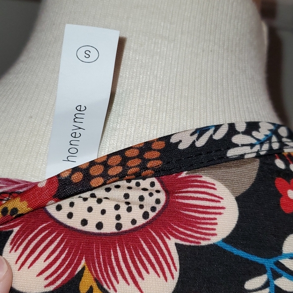 Honey Me Dress - Picture 5 of 6